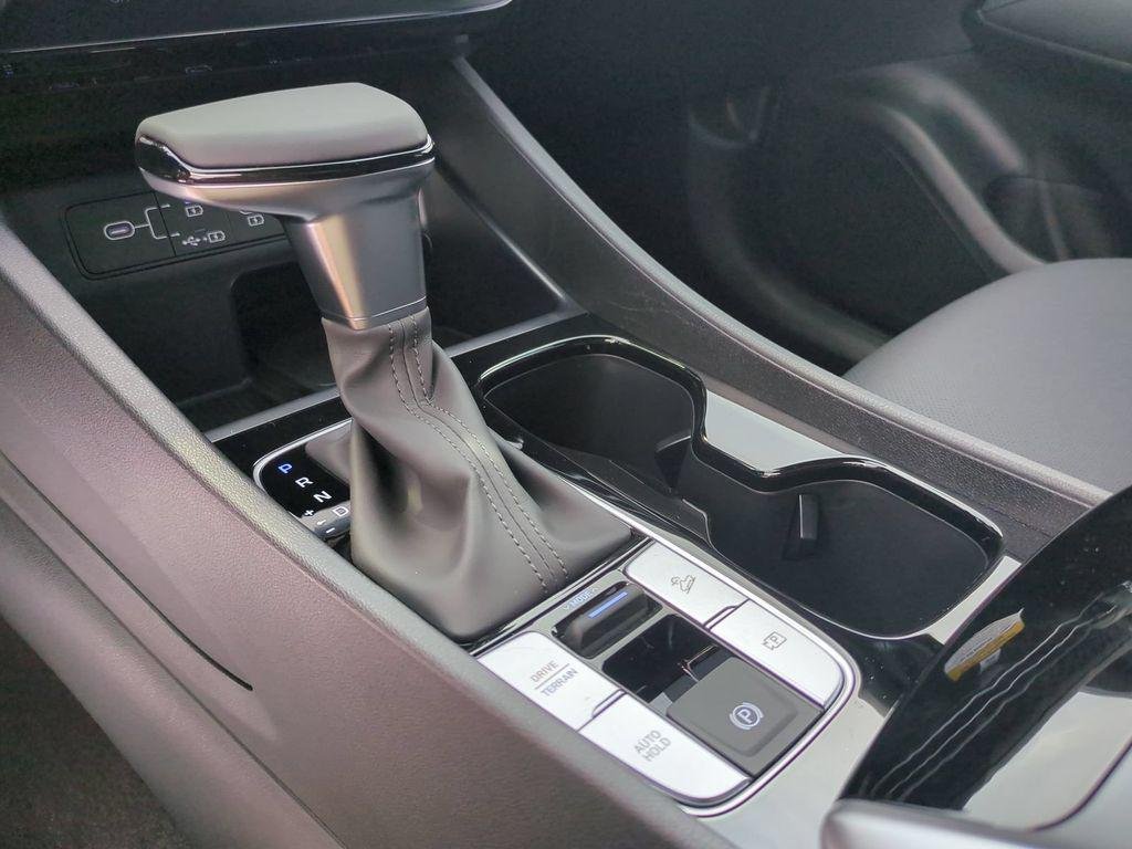 New 2026 White Hyundai XRT image 21