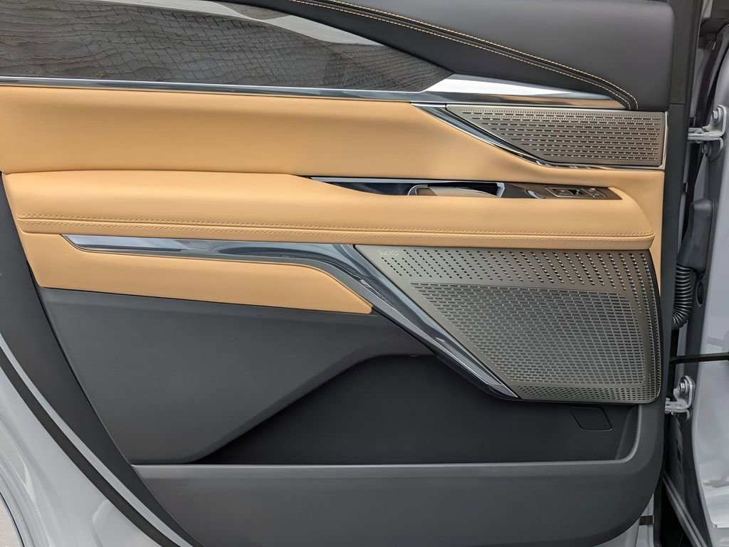 New 2026 Luna Metallic Cadillac Premium Sport image 13