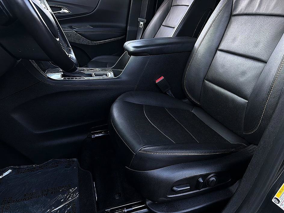 Used 2019 Nightfall Gray Metallic Chevrolet Premier image 11