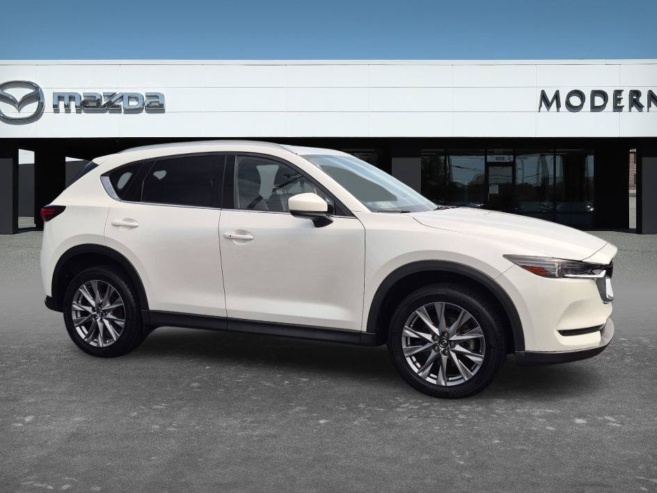 Used 2021 Snowflake White Pearl Mica Mazda Grand Touring Reserve image 6