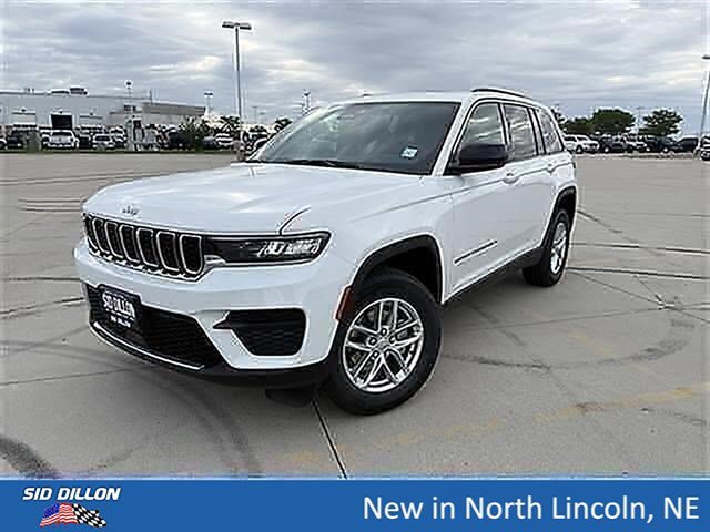 2026 Jeep Grand Cherokee Laredo