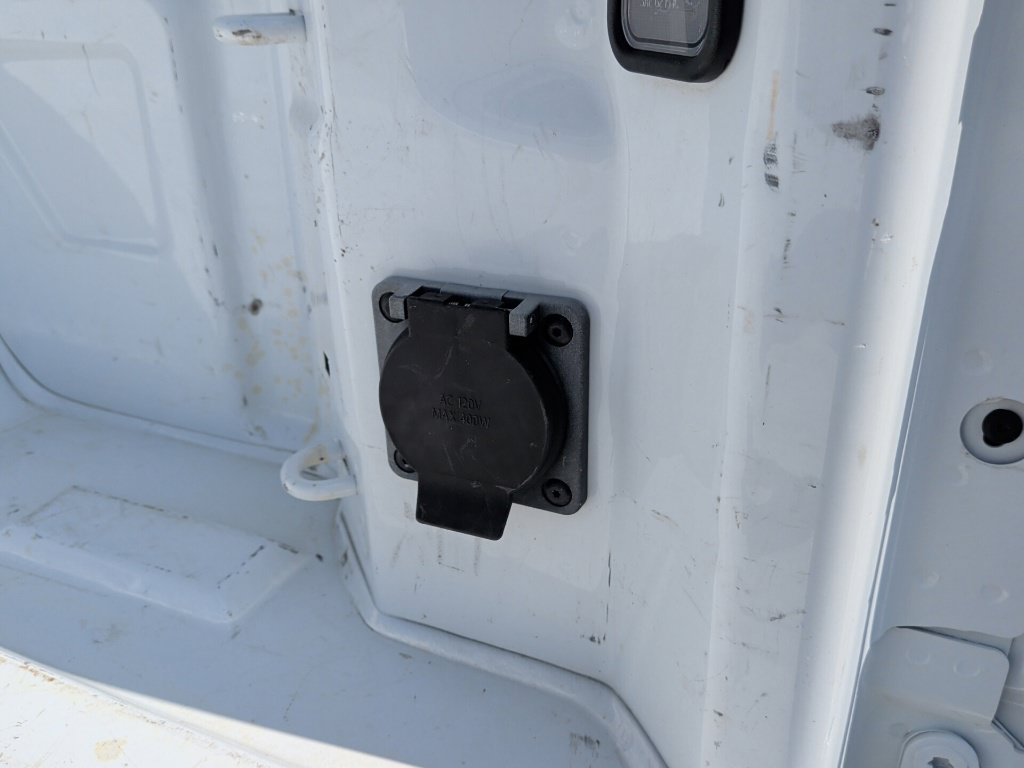 Used 2025 White Chevrolet LT image 39