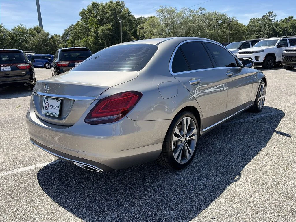 Used 2021  Mercedes-Benz C 300 image 6