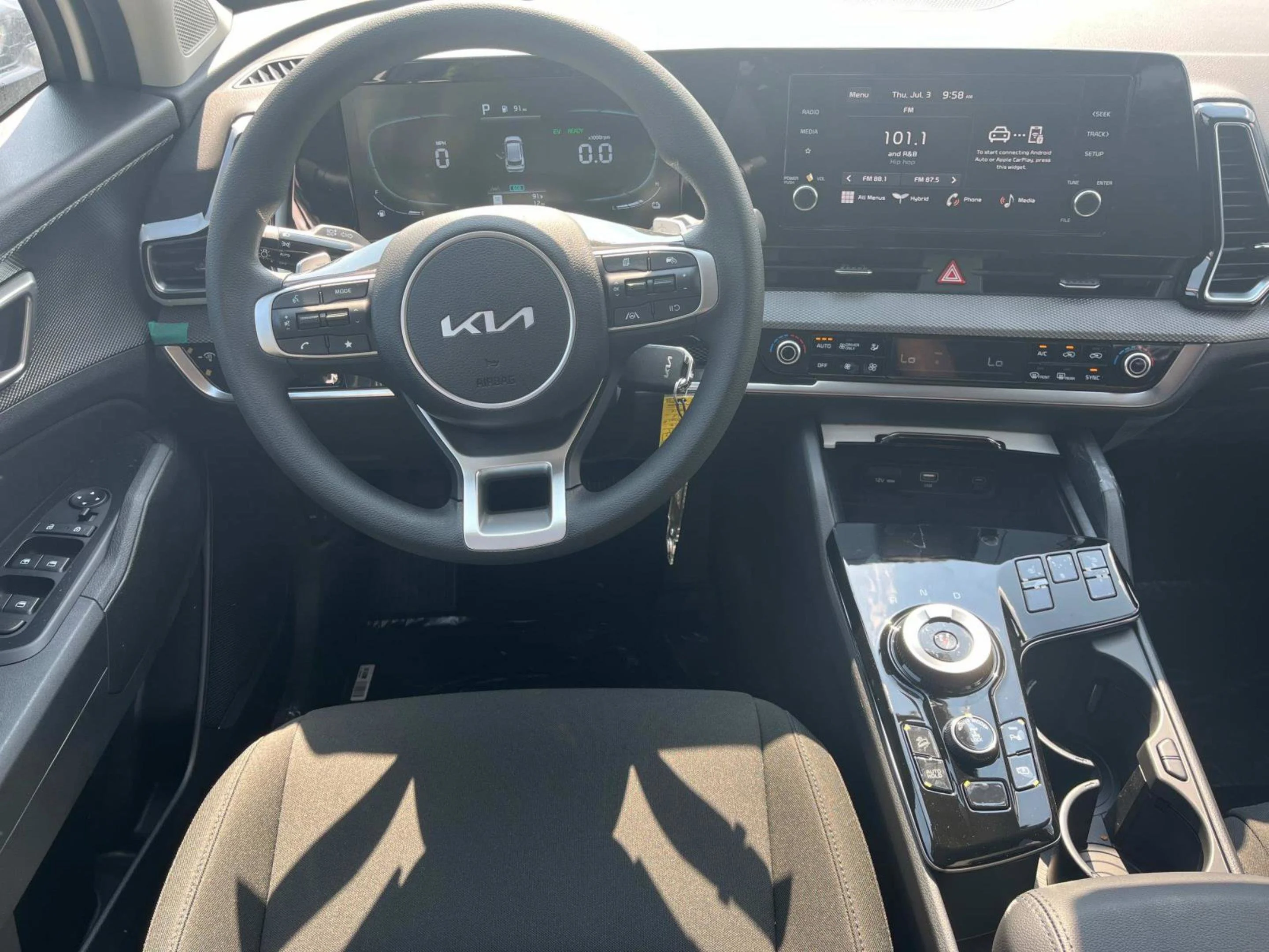 2025 Kia Sportage LX Hybrid - Photo 13