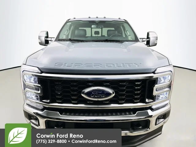 New 2026 Glacier Gray Metallic Tri-Coat Ford Lariat image 2
