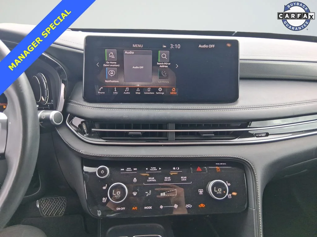 Used 2023 Gray INFINITI LUXE image 10