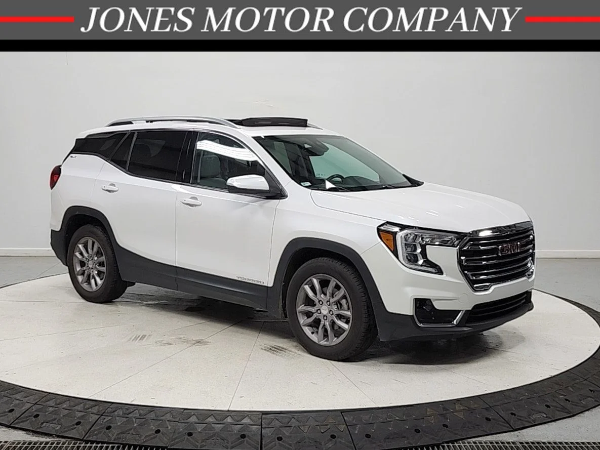 2022 GMC Terrain SLT FWD's photo