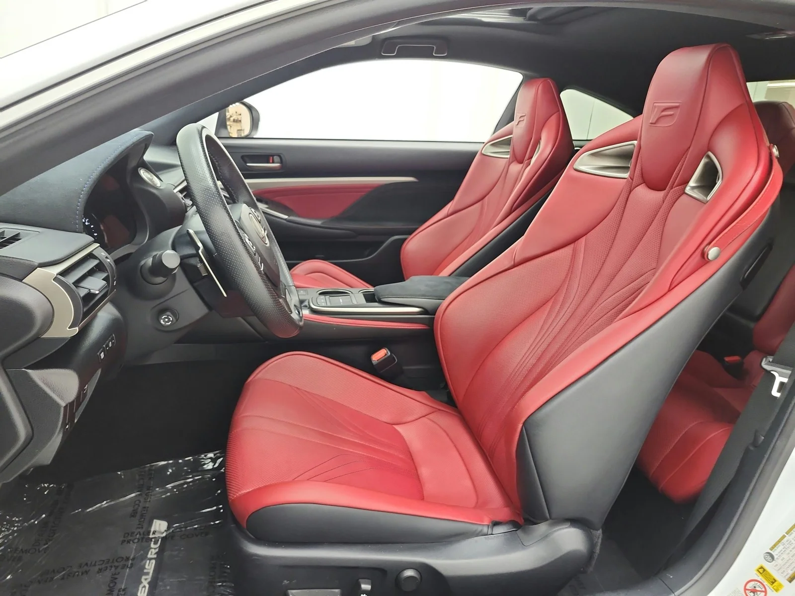 Used 2015 Ultra White Lexus  image 15