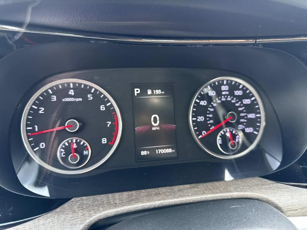 Used 2023 Black Kia EX image 17