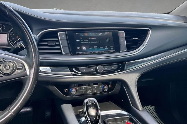 Used 2019 White Buick Essence image 6