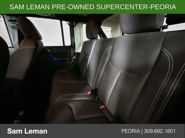 Used 2014 Gray Jeep Unlimited Sahara image 20