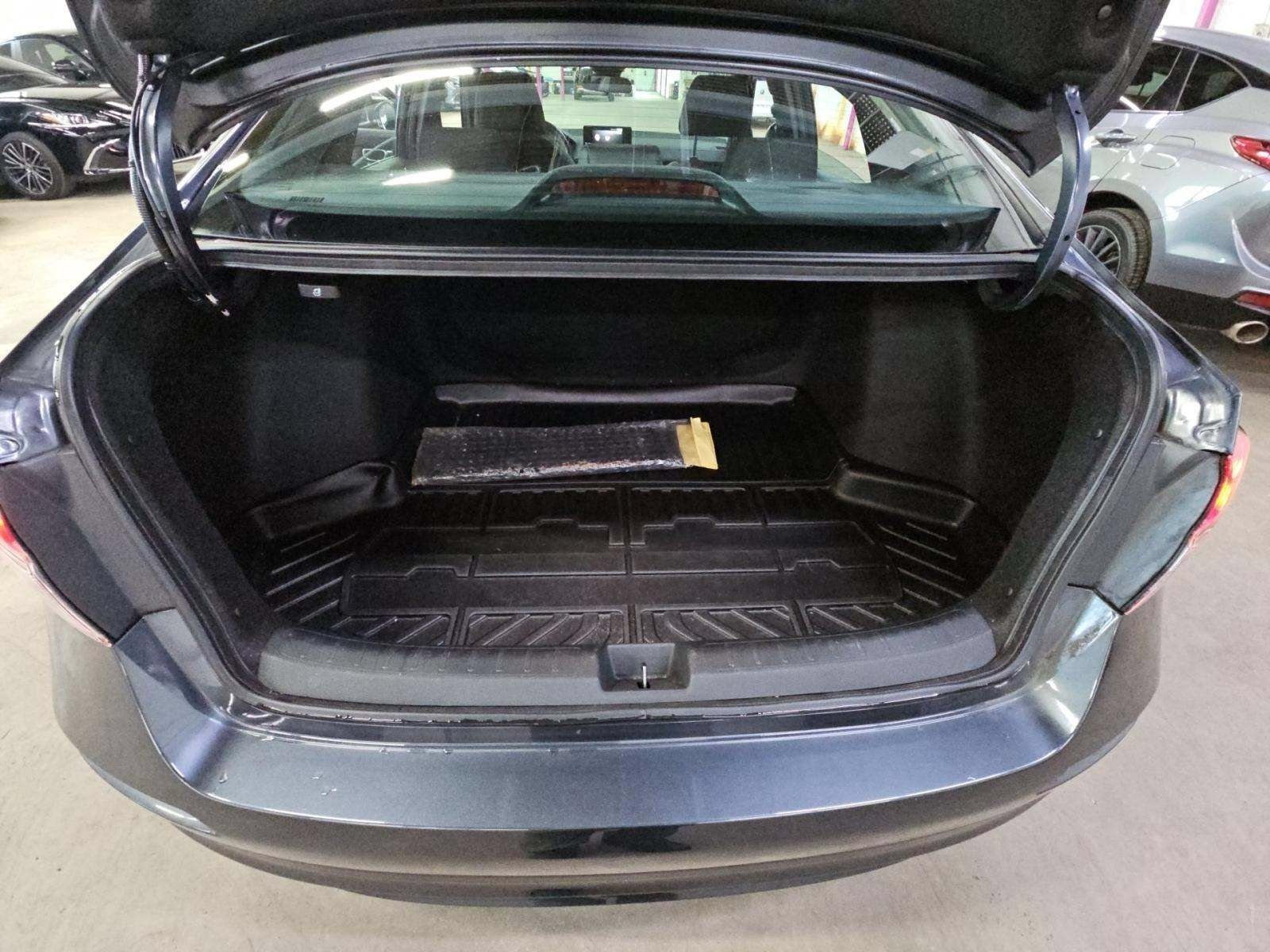 Used 2024 Meteorite Gray Metallic Honda Sport image 9