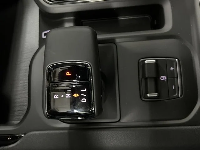 New 2026 Sterling Metallic GMC AT4 image 17