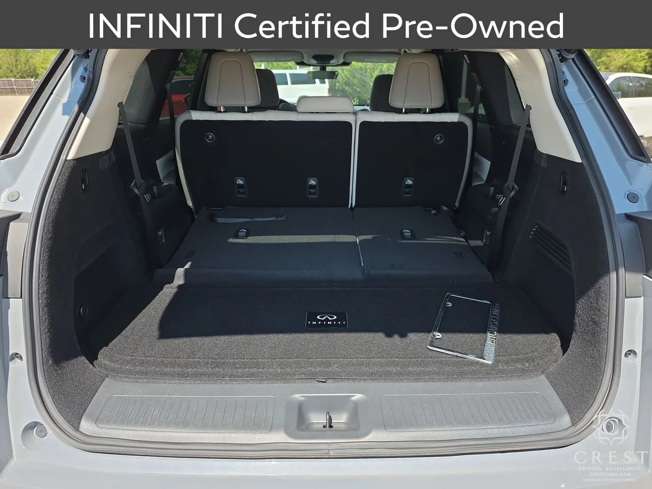 Certified Used 2026 Harbor Gray INFINITI LUXE image 28
