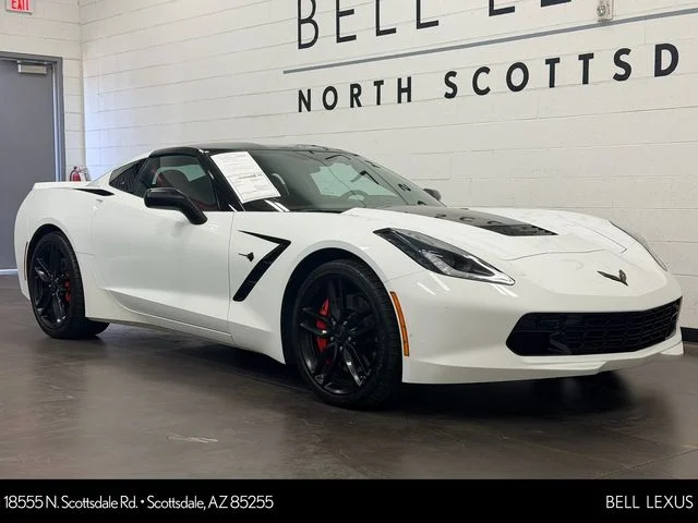 Used 2017 White Chevrolet Stingray Z51 image 1