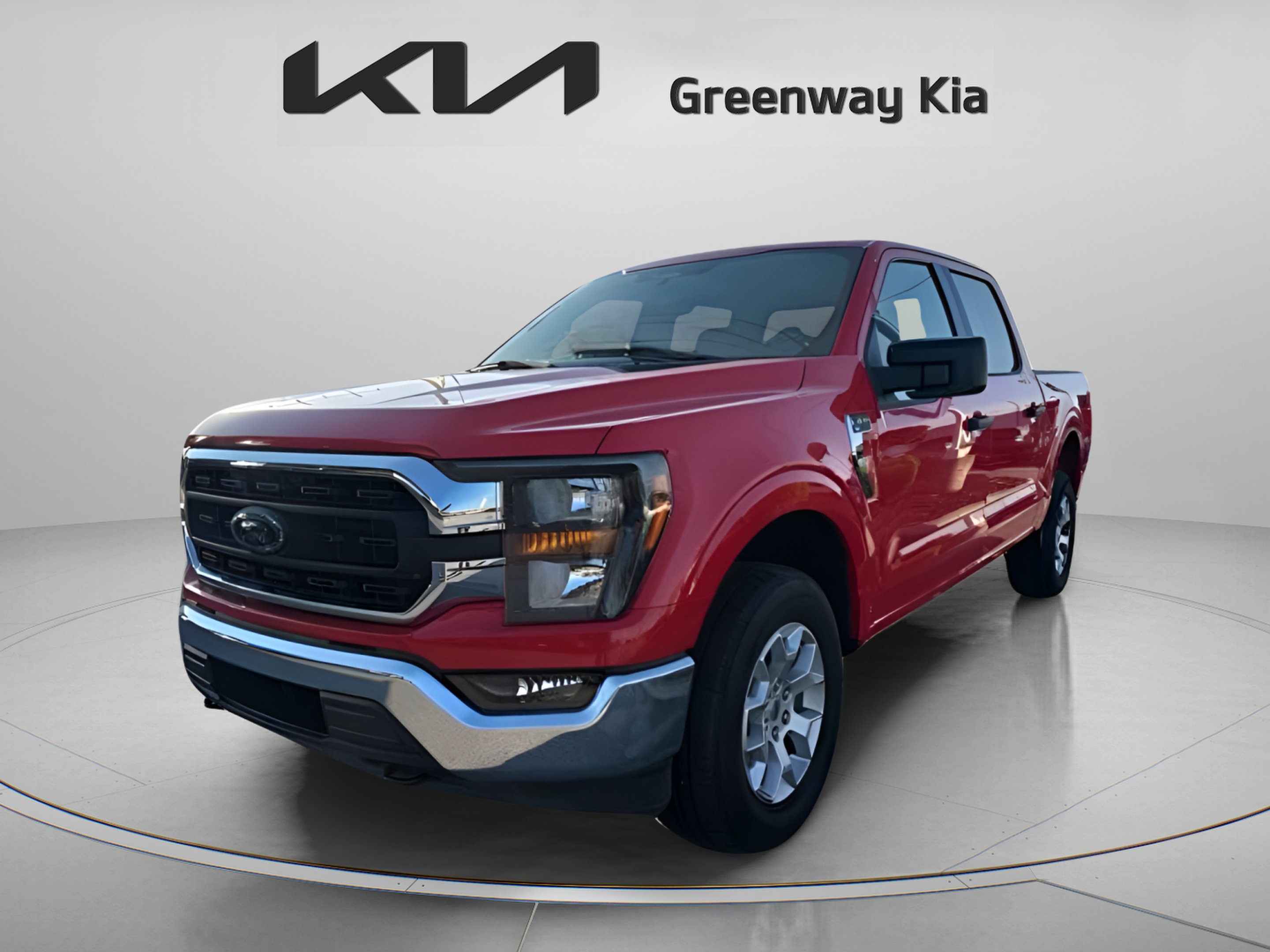 Used 2023 Race Red Ford XLT image 3