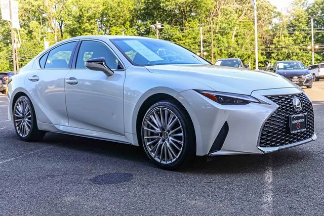 2022 Lexus IS 350 300 AWD's photo