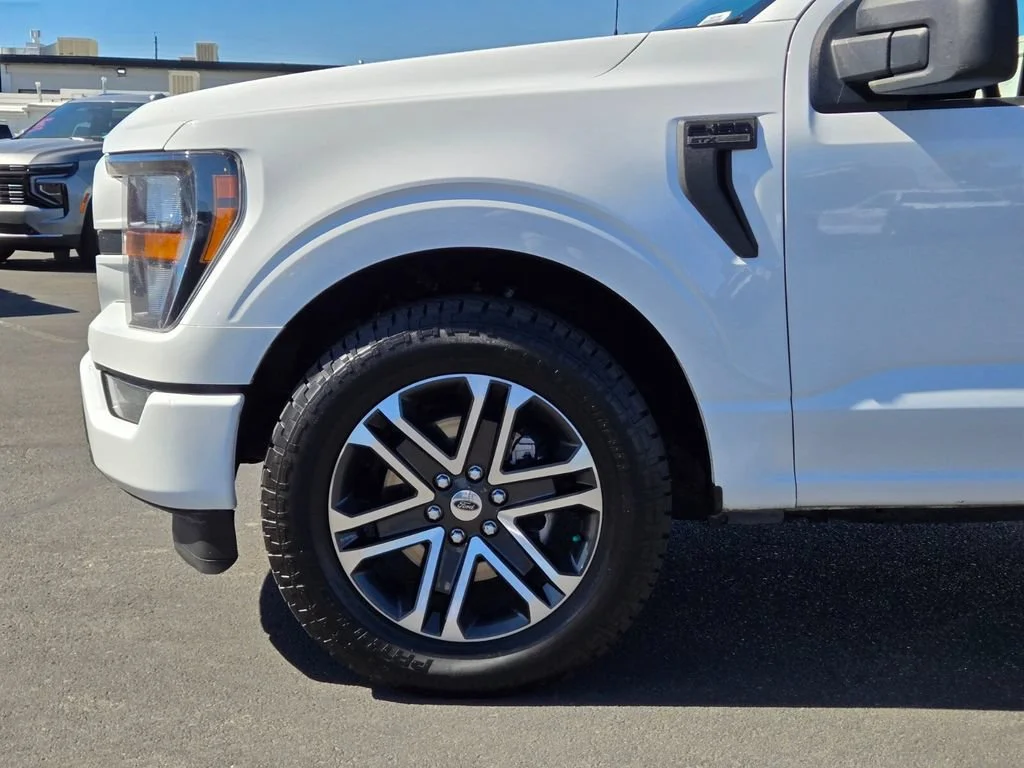 Used 2023 White Ford XL image 9