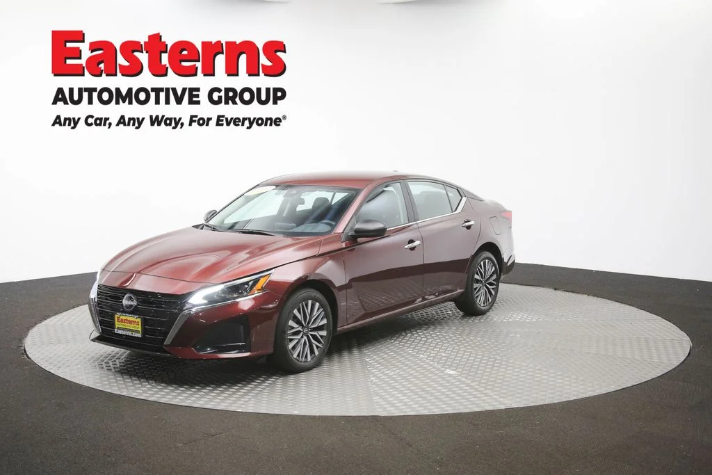 Used 2025 Red Nissan 2.5 SV image 51