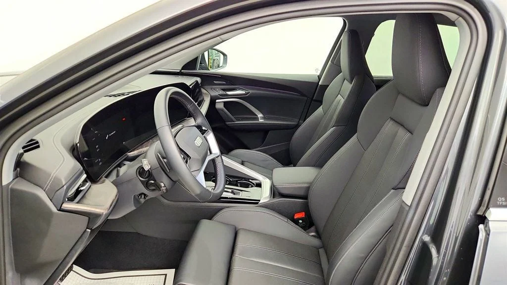 Used 2025 Tambora Gray Metallic Audi Premium Plus 2.0 TFSI quattro w/ B&O Sound & Pano Roof image 19