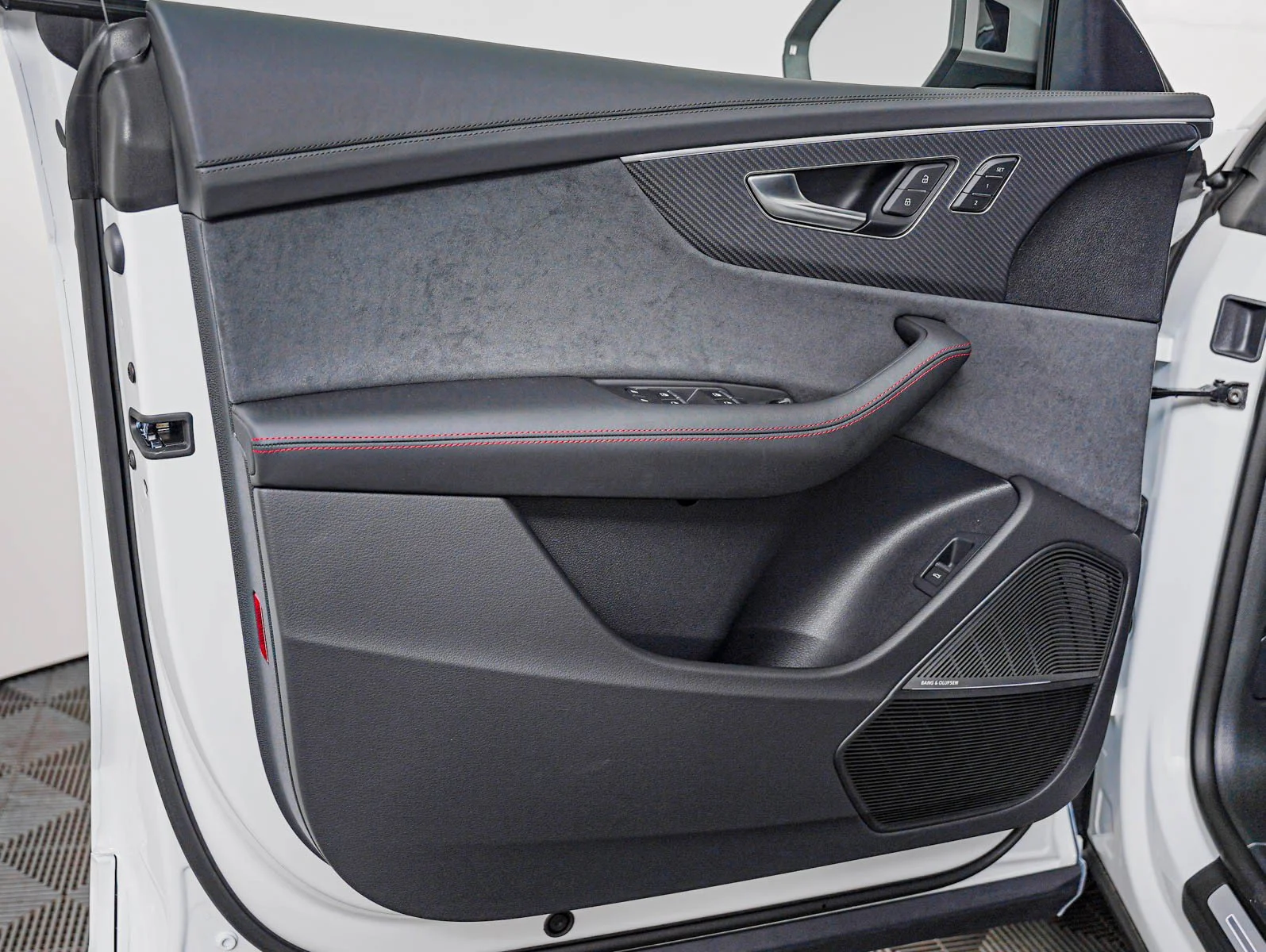 New 2026 Carrara White Audi performance image 25