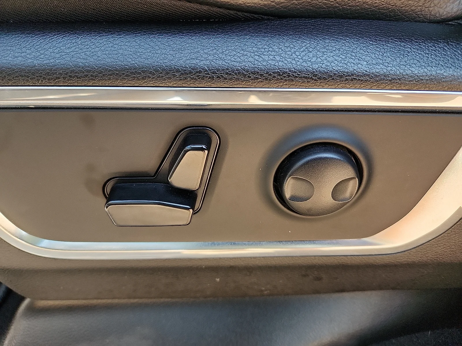2025 RAM Ram 1500 Pickup Laramie - Photo 14