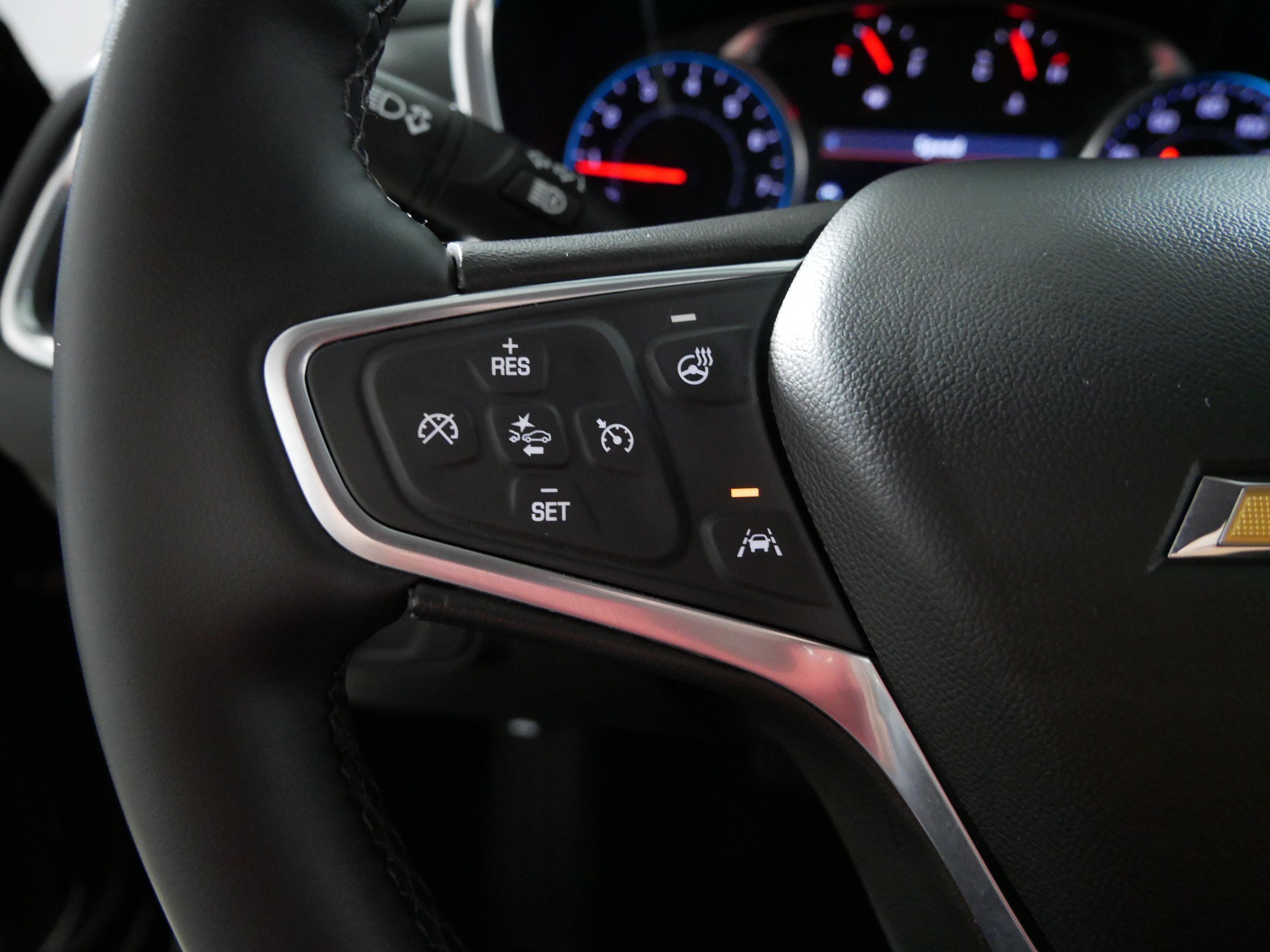 Used 2023 Mosaic Black Metallic Chevrolet LT image 27