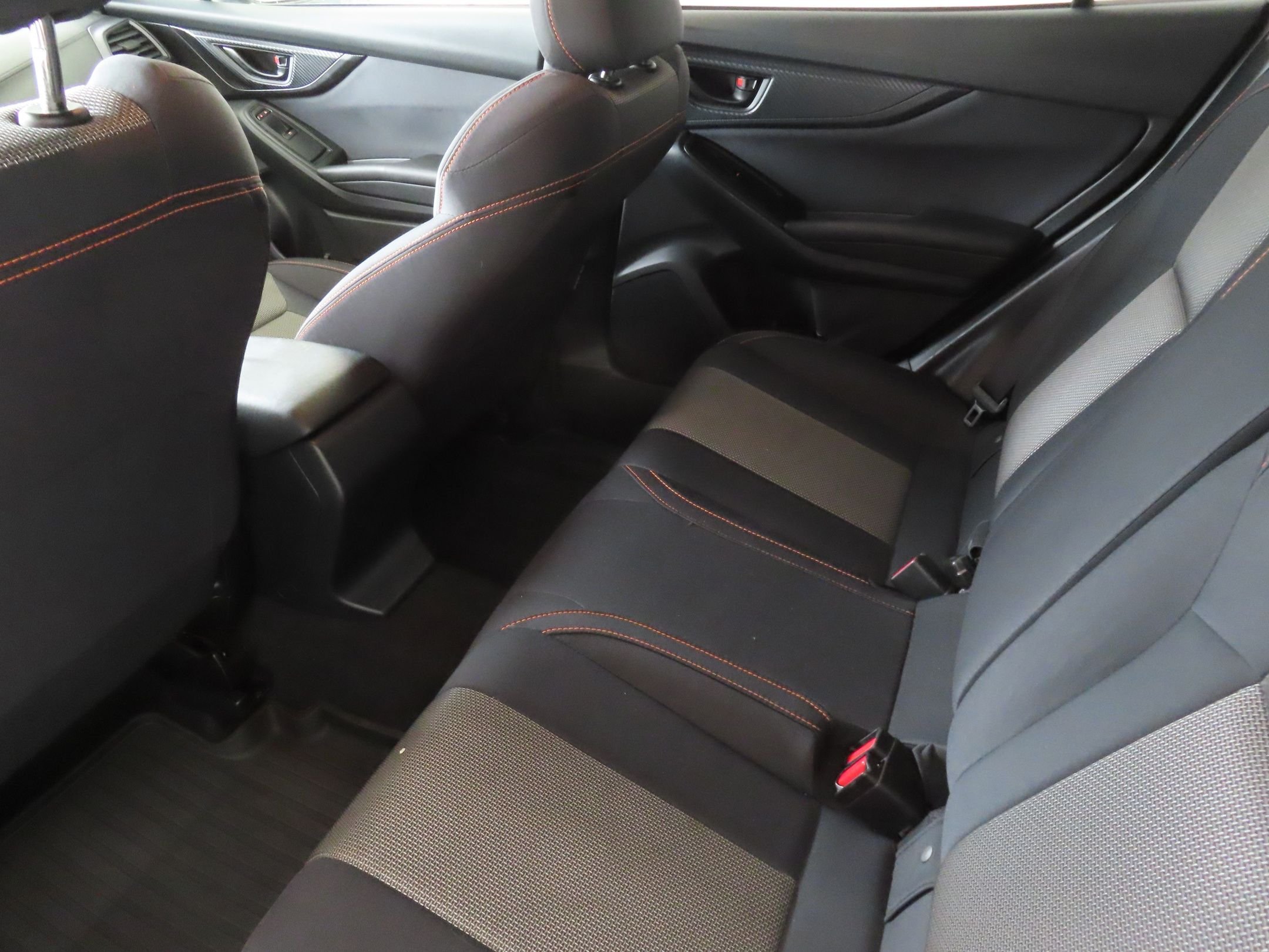 Used 2018 Silver Subaru 2.0i Premium image 19