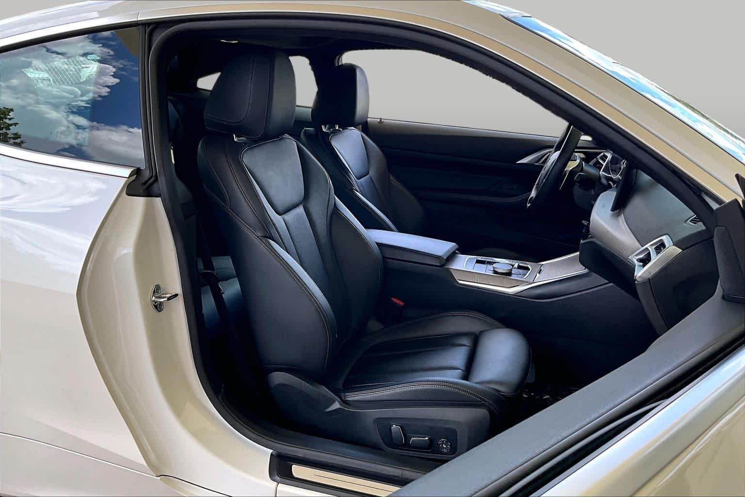 Used 2025 Mineral White Metallic BMW 430i image 8