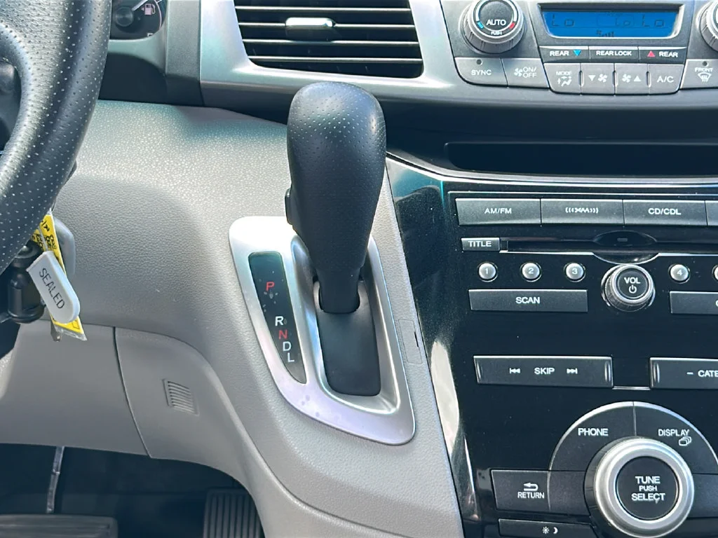 Used 2011 Blue Honda EX-L image 18