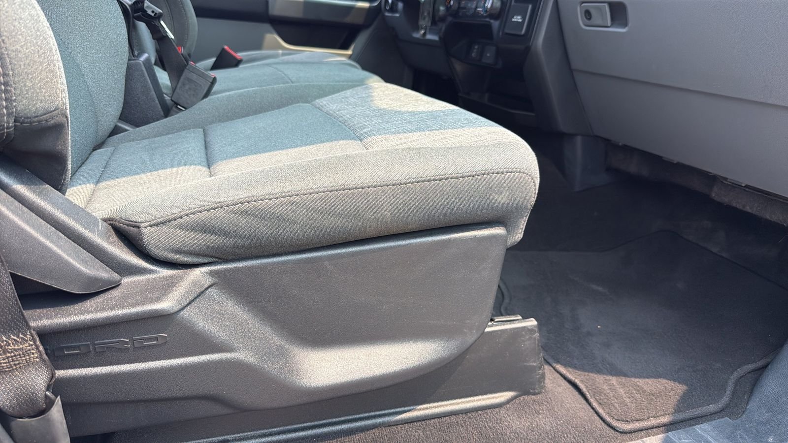 Used 2025 White Ford XLT image 23