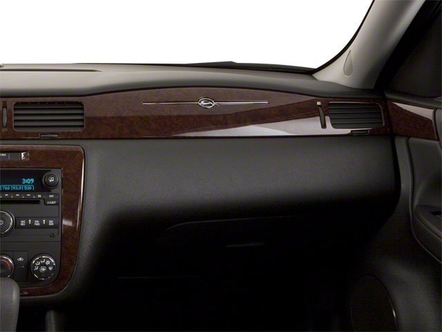 Used 2010 Summit White Chevrolet LS image 20