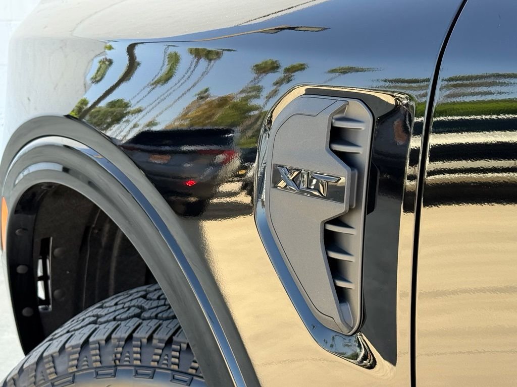 New 2026 Shadow Black Ford XLT image 17