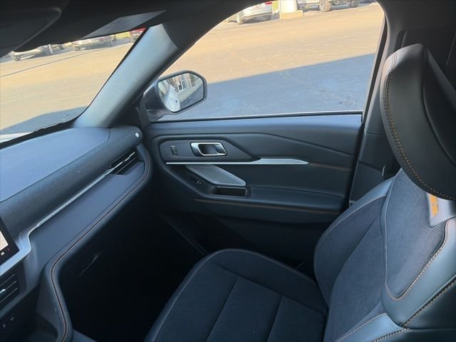 New 2026 Star White Metallic Tri-Coat Ford Tremor® image 64