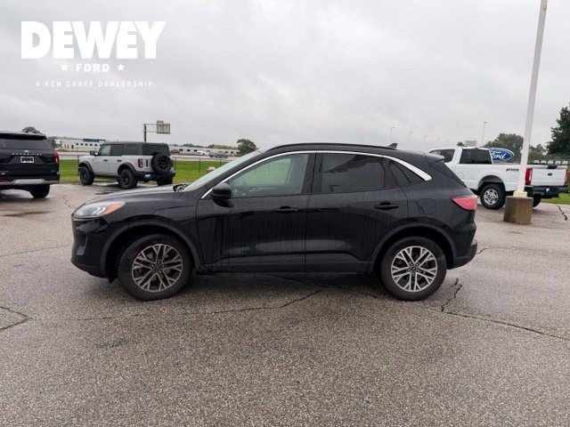 Used 2022 Agate Black Metallic Ford SEL image 7