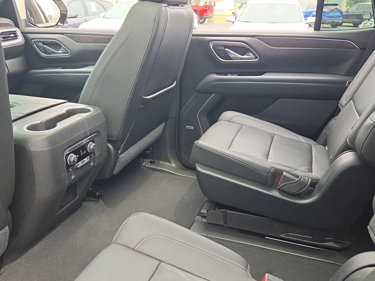 Used 2021 EMPIRE BEIGE METALLIC Chevrolet LT image 22