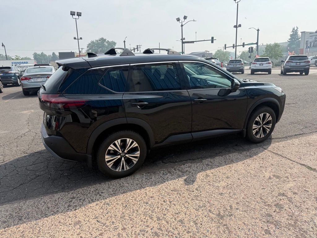 2021 Nissan Rogue SV - Photo 10