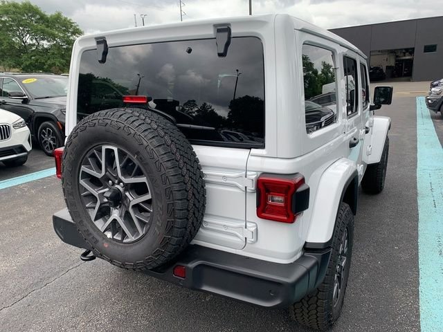 New 2026 Bright White Clear-Coat Exterior Paint Jeep Sahara image 6