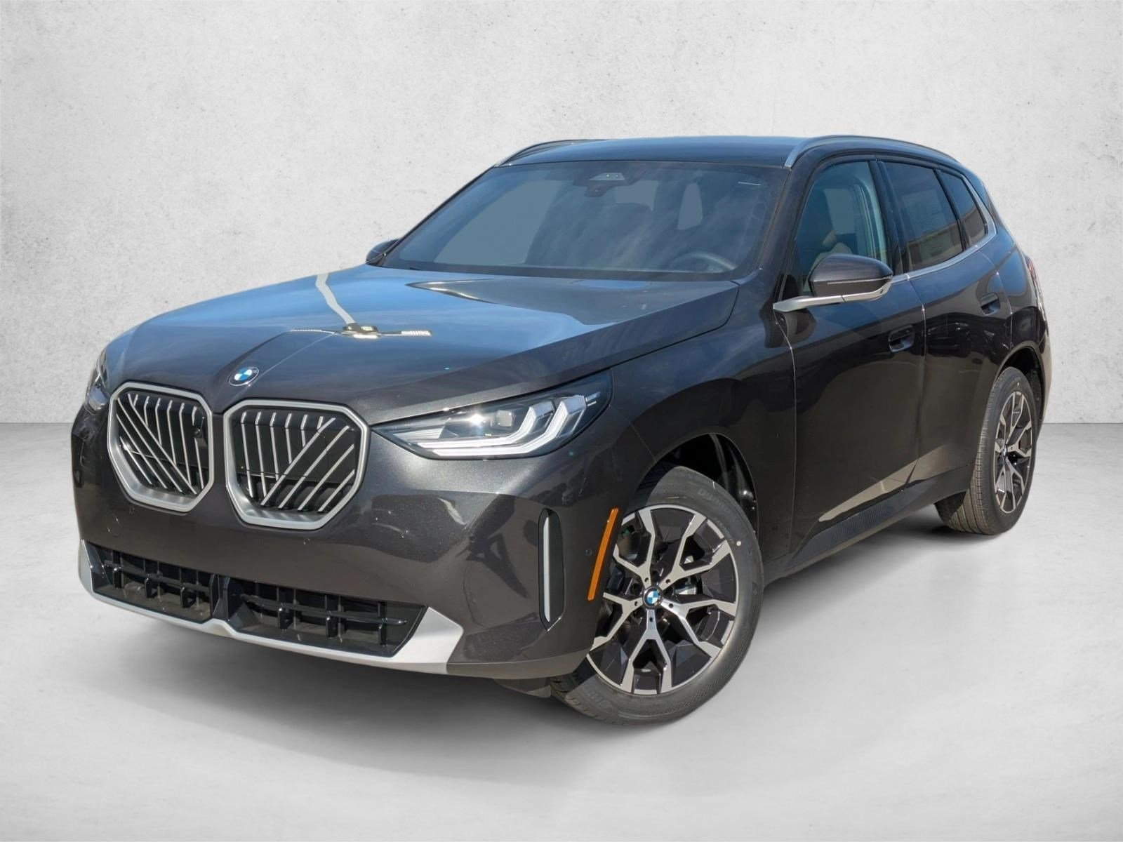 Used 2026 Dark Graphite Metallic BMW 30 xDrive image 1