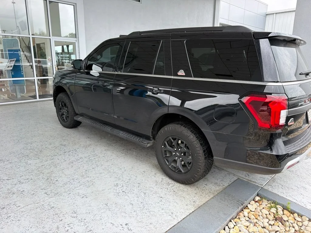 Used 2024 Agate Black Metal Ford Timberline image 5
