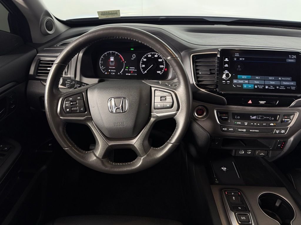 Used 2025 Gray Honda RTL image 12