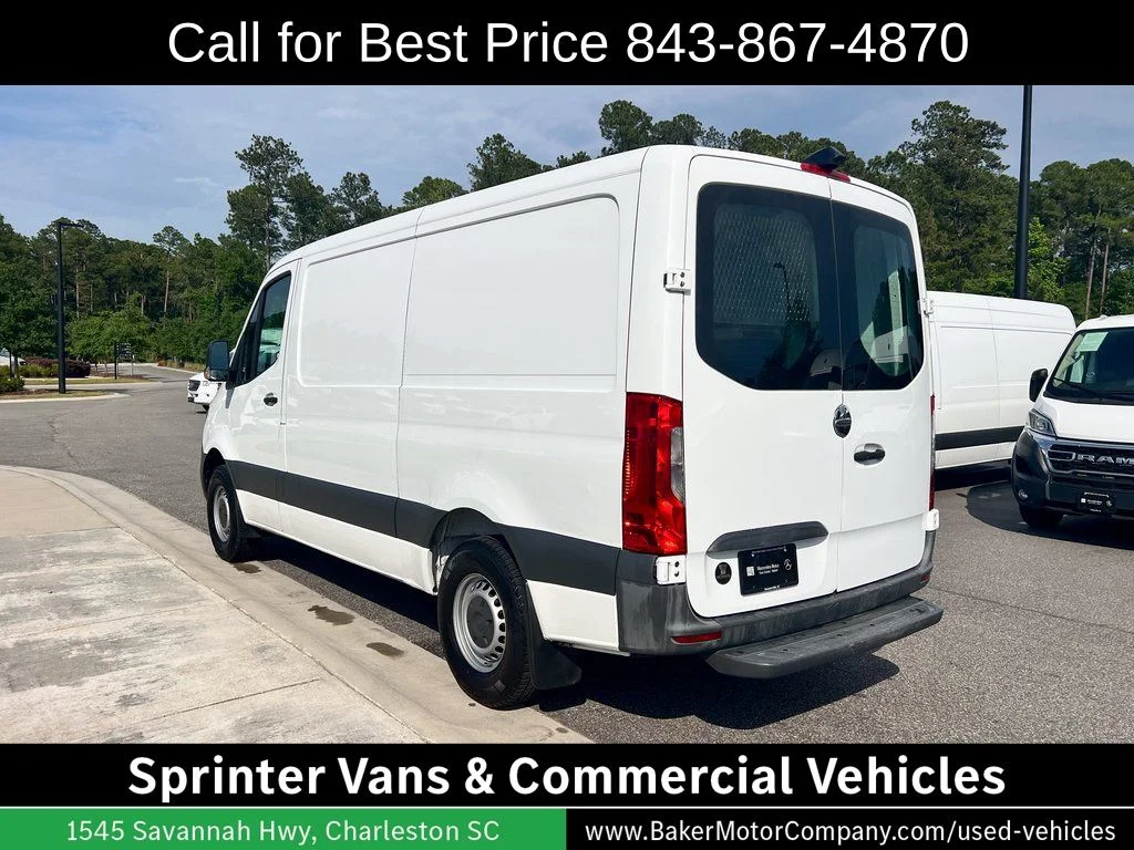 Used 2020 White Freightliner Base image 19