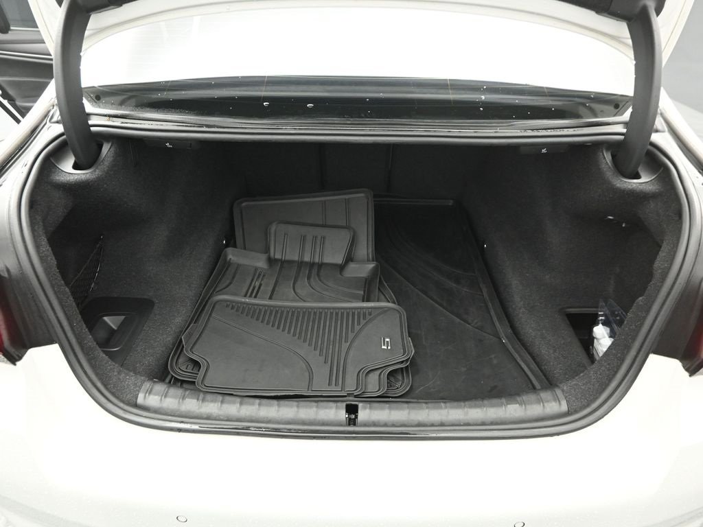 2022 BMW M5 - Image 23