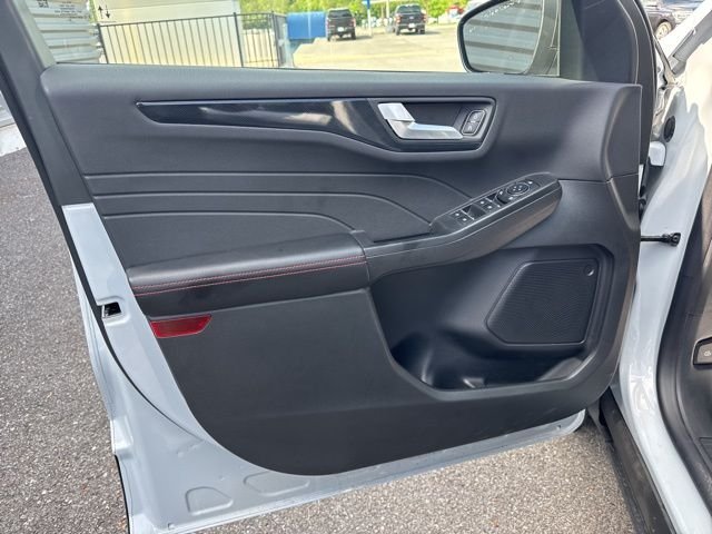 2025 Ford Escape Hybrid ST-Line - Photo 11