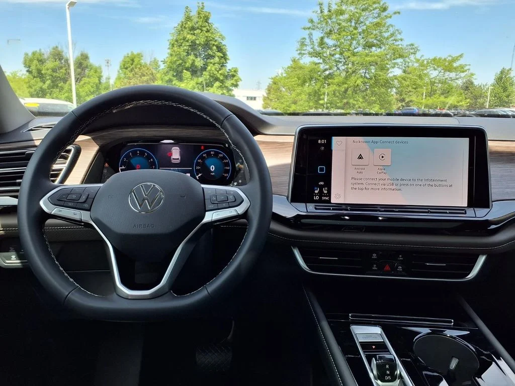 New 2026 Pure Gray Volkswagen 2.0T SEL image 13