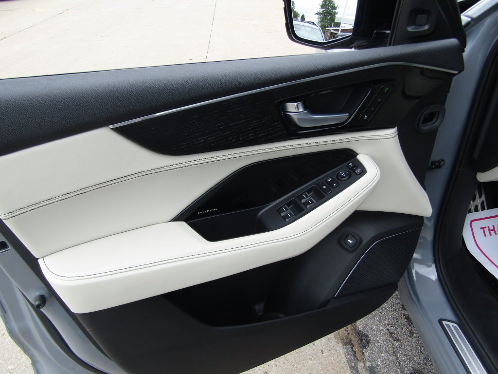 Used 2025  Acura Type S w/Advance Package image 24