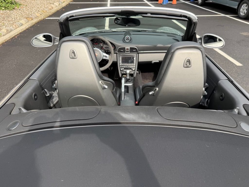 Used 2011  Porsche Carrera GTS image 7