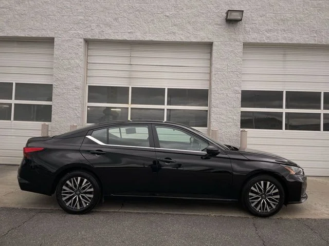 2026 Nissan Altima 2.5 SV's photo