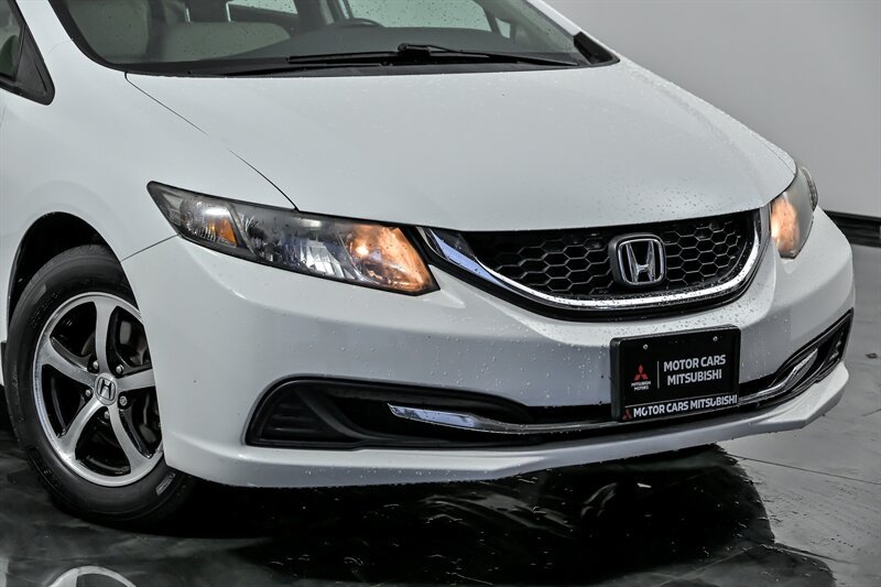 Used 2015 Honda Civic SE with VIN 19XFB2F7XFE033852 for sale in Aurora, IL