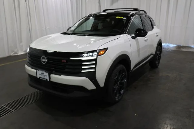 New 2026 Aspen White TriCoat / Super Black Two-tone Nissan SR image 25